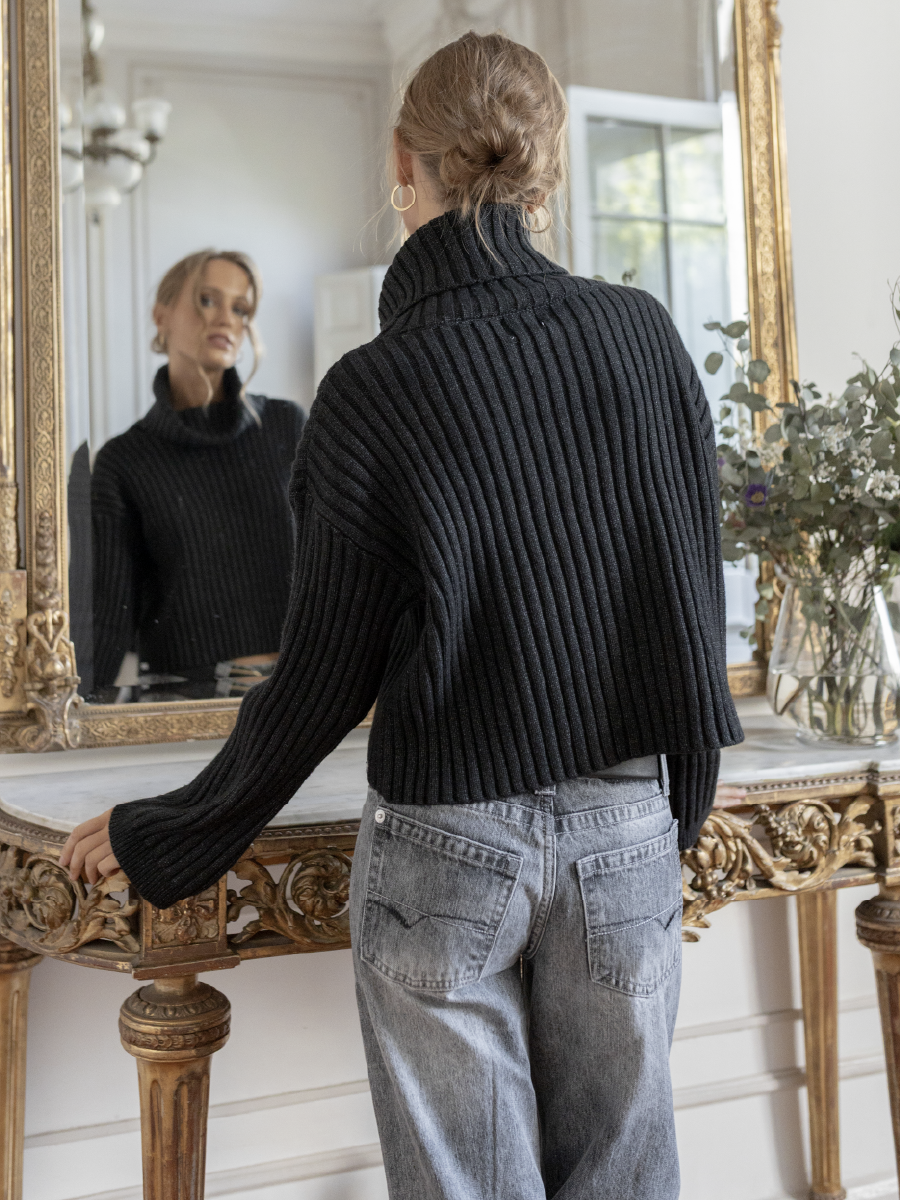 BASIC SWEATER NEGRO