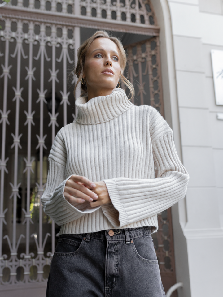 BASIC SWEATER BEIGE