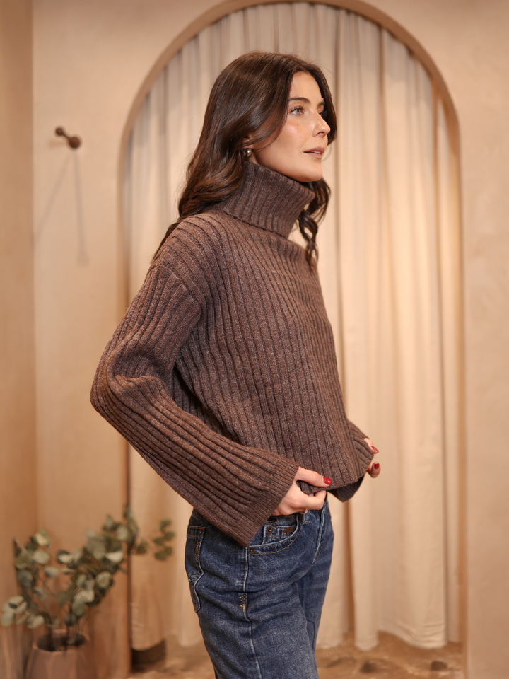 BASIC SWEATER