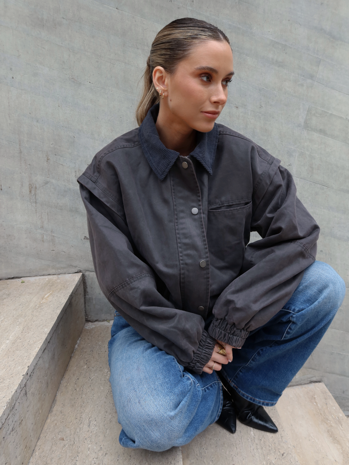 CHAQUETA VEGA GRIS