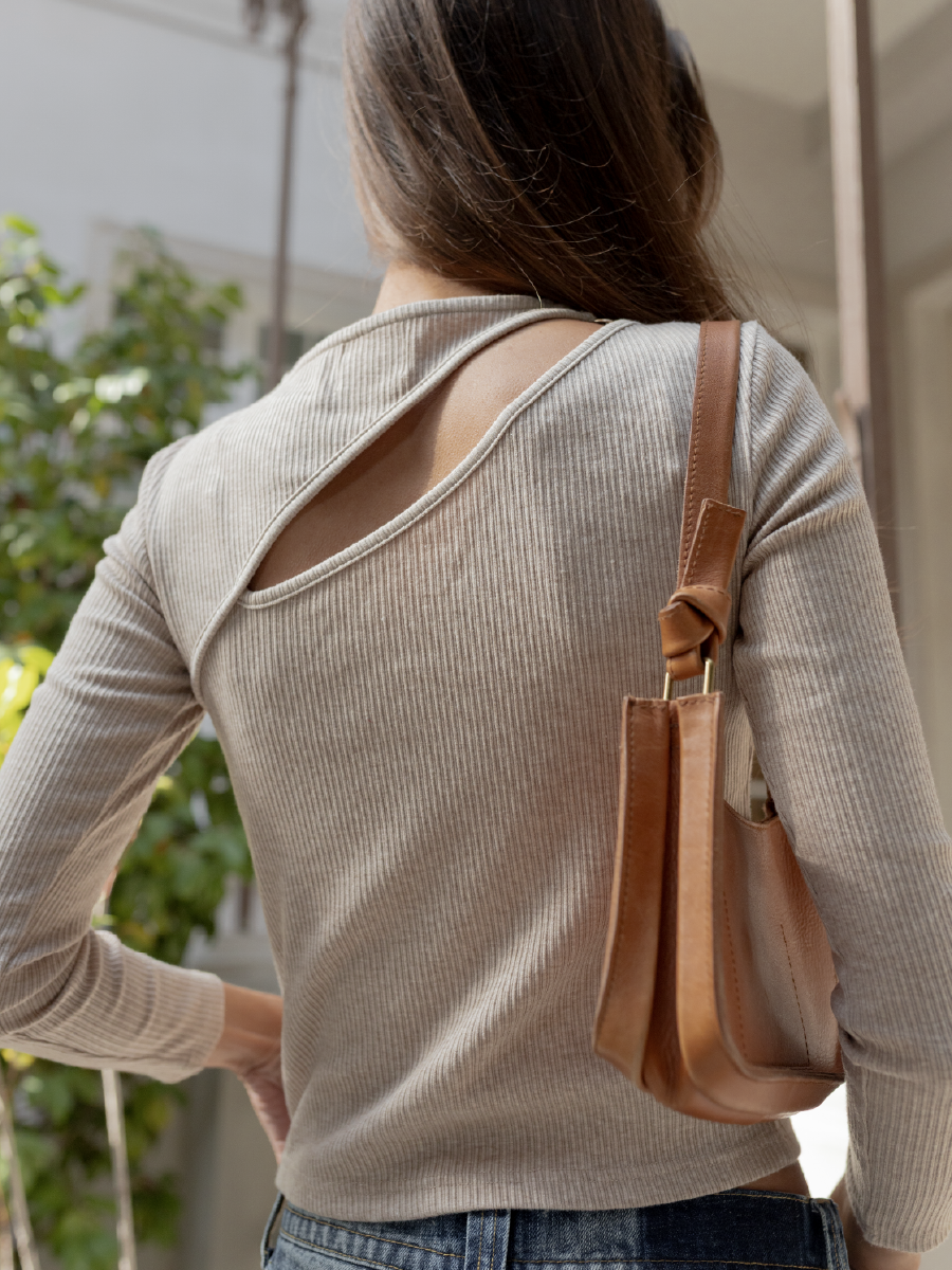TOP KAIA BEIGE