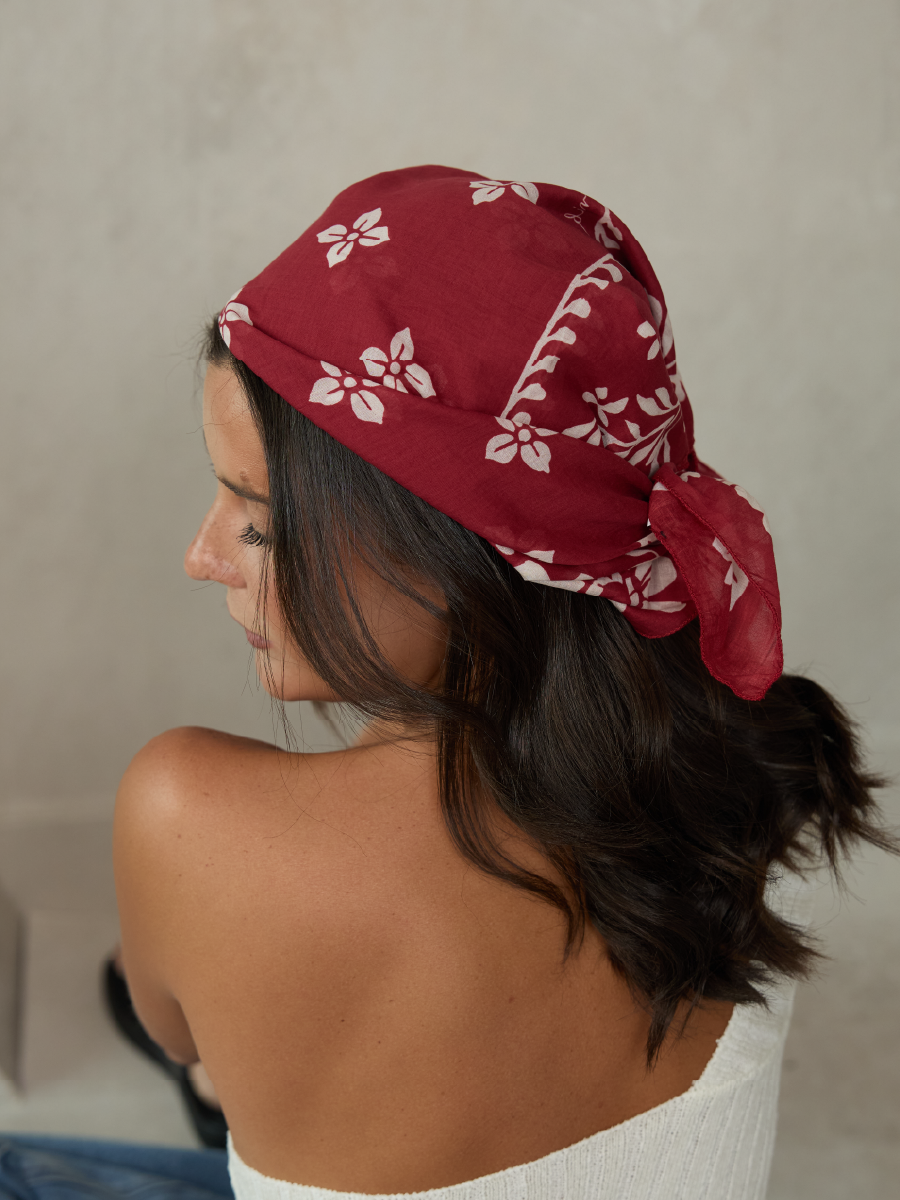 PAÑUELO ESTAMPADO ROJO