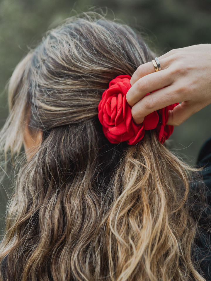 PINCHE ROSA ROJO