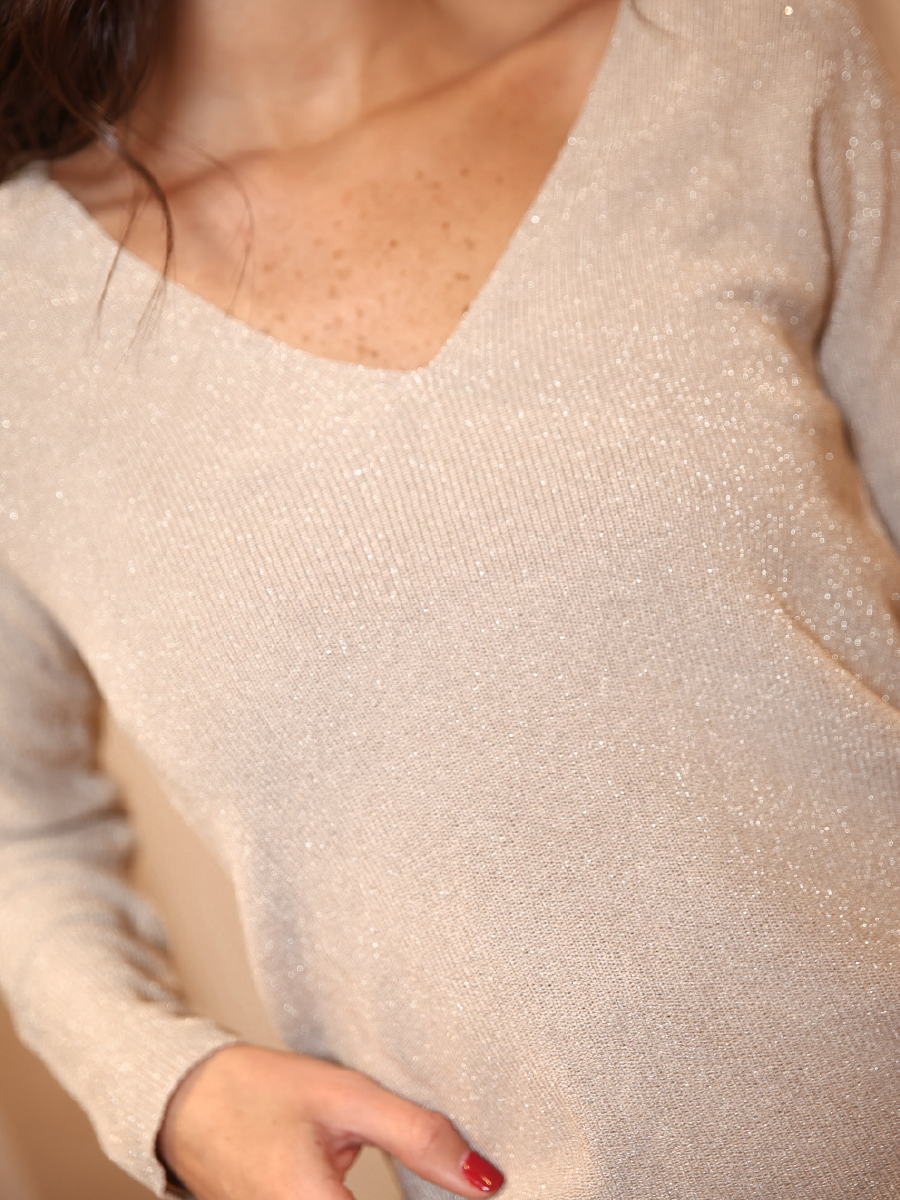 TOP LORENZA BRILLOS
