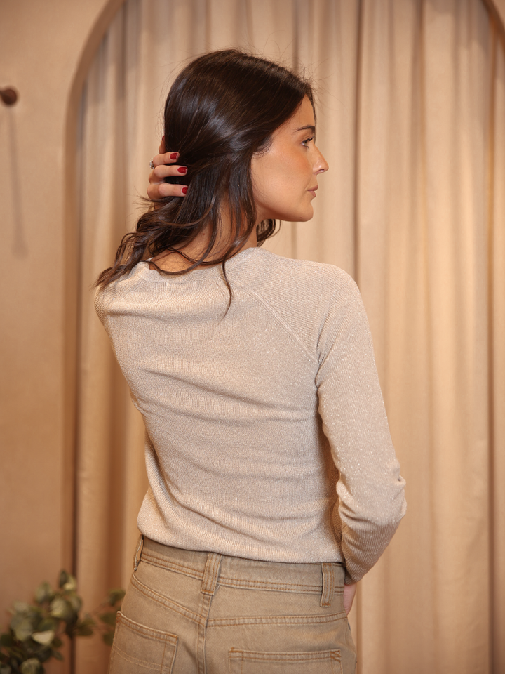 TOP LORENZA BRILLOS